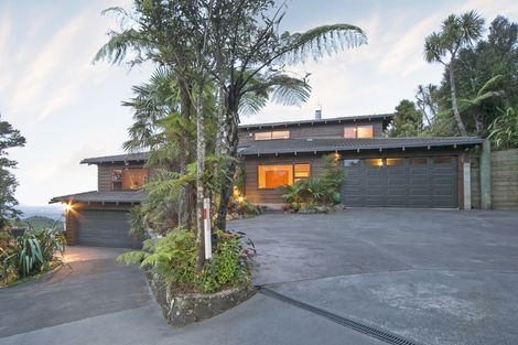 Photo of property in 491 Scenic Drive, Waiatarua, Auckland, 0612