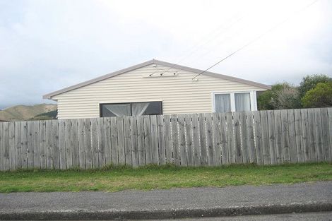 Photo of property in 148 Tilley Road, Paekakariki, 5034