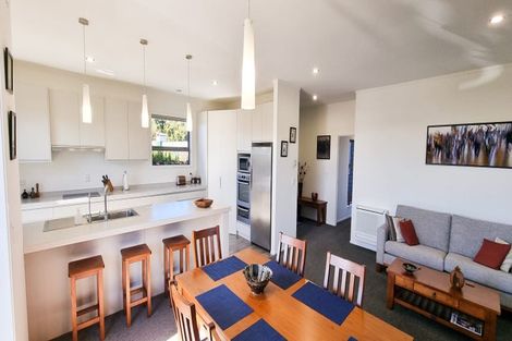 Photo of property in 6 Mcdonald Place, Collingwood, 7073