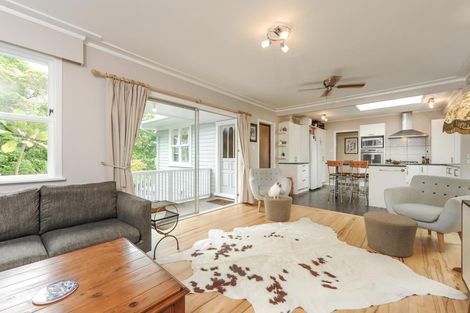 Photo of property in 8 Autumn Avenue, Glen Eden, Auckland, 0602