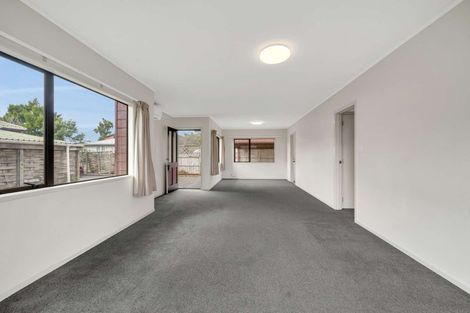 Photo of property in 3/54 Swanson Road, Henderson, Auckland, 0610