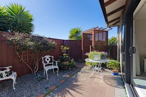 Photo of property in 7 Central Park, Paraparaumu Beach, Paraparaumu, 5032