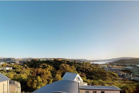 Photo of property in 59a Mana View Road, Paremata, Porirua, 5026