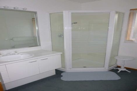 Photo of property in 1/21 Huntingdon Place, Avonhead, Christchurch, 8042