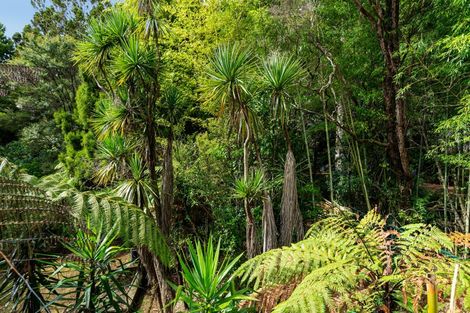 Photo of property in 332 Huia Road, Titirangi, Auckland, 0604