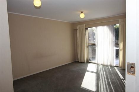 Photo of property in 1/53 Prince Regent Drive, Half Moon Bay, Auckland, 2012