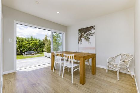 Photo of property in 9 Banks Road, Kawakawa Bay, Papakura, 2585