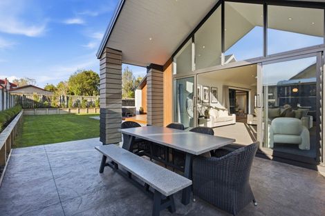 Photo of property in 16 Three Kings Court, Outram, 9019
