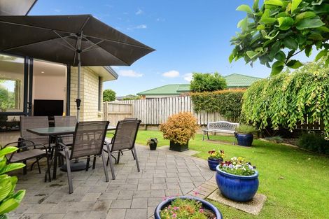 Photo of property in 12 Dorchester Place, Nawton, Hamilton, 3200