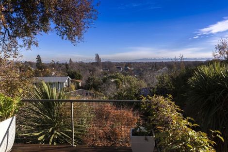 Photo of property in 8 Rhodesvale Terrace, Cashmere, Christchurch, 8022