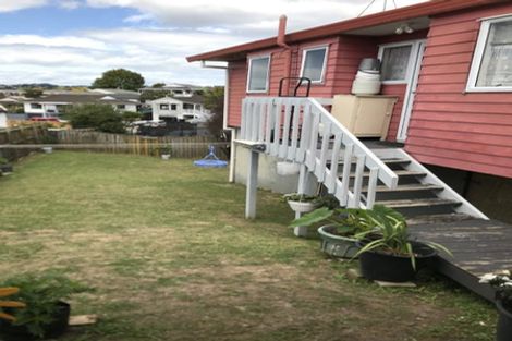 Photo of property in 33 Addison Drive, Glendene, Auckland, 0602