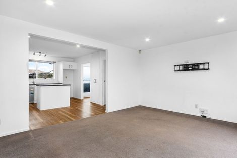 Photo of property in 2/9c Lydbury Place, Parklands, Christchurch, 8083