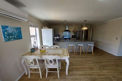 Photo of property in 25 Handley Crescent, Wigram, Christchurch, 8042