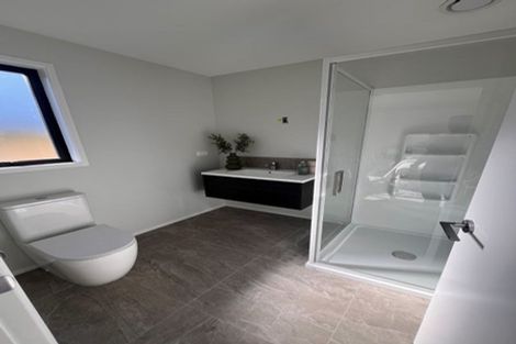 Photo of property in 100 Waipunahau Road, Waikanae, 5036