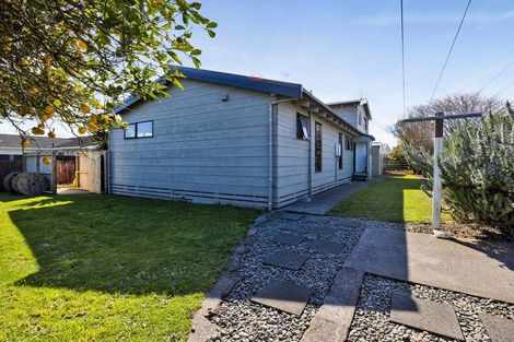 Photo of property in 7 Green Lane, Hawera, 4610