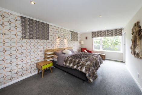 Photo of property in 12 Parata Street, Hokowhitu, Palmerston North, 4410