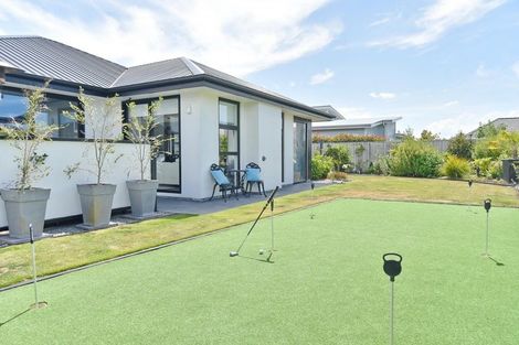 Photo of property in 19 Ballinger Place, Kaiapoi, 7630