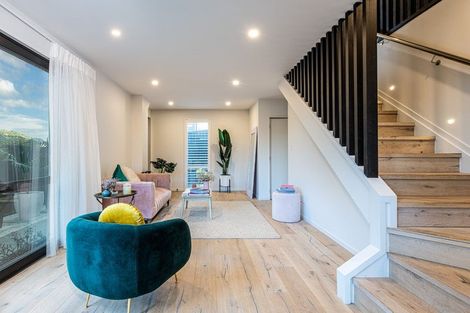 Photo of property in 18a Marama Street, Castor Bay, Auckland, 0620