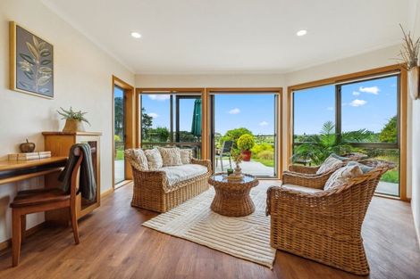 Photo of property in 215 Black Road, Paengaroa, Te Puke, 3189