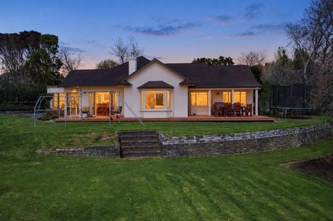 Photo of property in 26 Shelter Grove, Frankleigh Park, New Plymouth, 4310