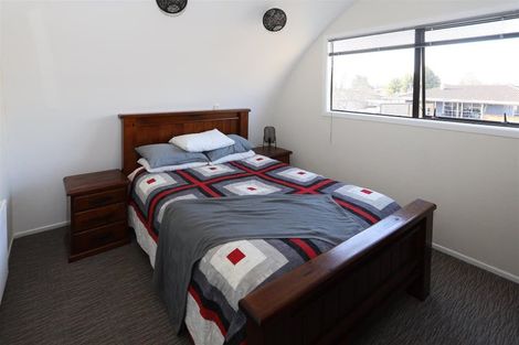 Photo of property in 6 Rinaha Place, Koutu, Rotorua, 3010