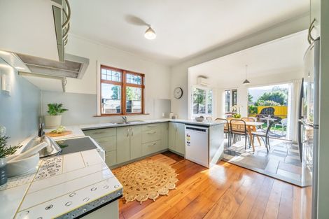 Photo of property in 53 Palmer Crescent, Silverstream, Upper Hutt, 5019