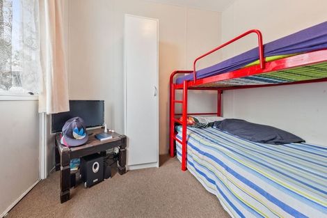 Photo of property in 4/15 Barneys Farm Road, Clendon Park, Auckland, 2103