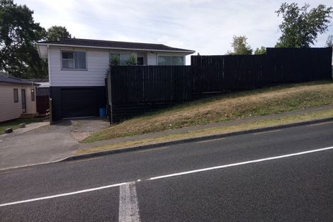 Photo of property in 2 Ranger Place, Wattle Downs, Auckland, 2103