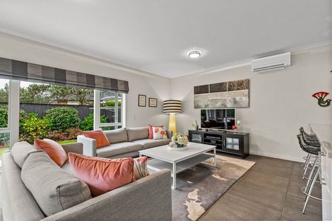 Photo of property in 16 Kensington Drive, Orewa, 0931