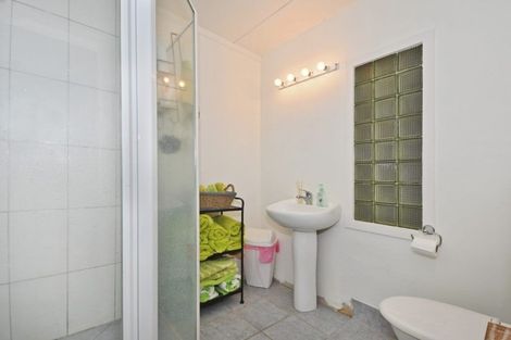 Photo of property in 69a Hatea Drive, Regent, Whangarei, 0112