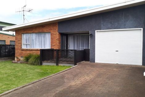 Photo of property in 38 Vale Street, Otumoetai, Tauranga, 3110