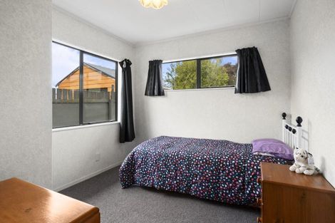 Photo of property in 12 Mansell Crescent, Bulls, 4818