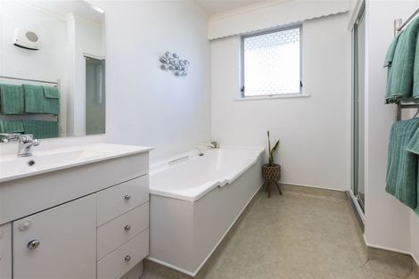 Photo of property in 4 Templetons Road, Hillmorton, Christchurch, 8025