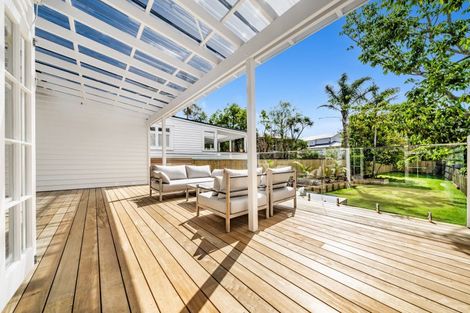 Photo of property in 31 Atarangi Road, Greenlane, Auckland, 1051