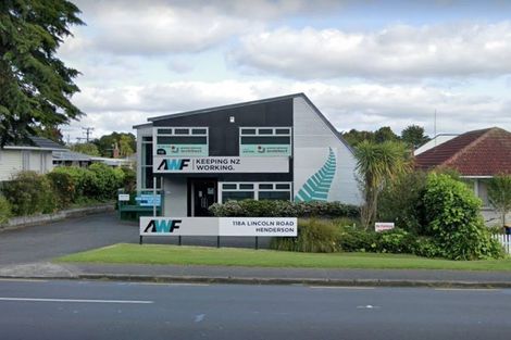 Photo of property in 1/108 Lincoln Road, Henderson, Auckland, 0610
