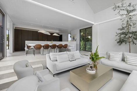 Photo of property in 366 Frankley Road, Ferndale, New Plymouth, 4310