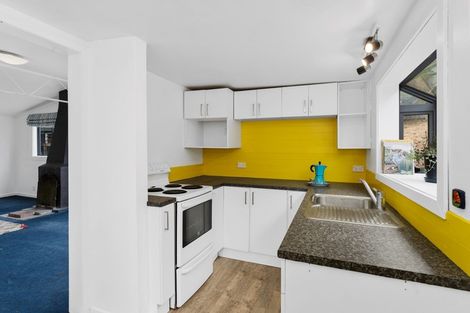 Photo of property in 37 Dixie Street, Te Horo Beach, Otaki, 5581