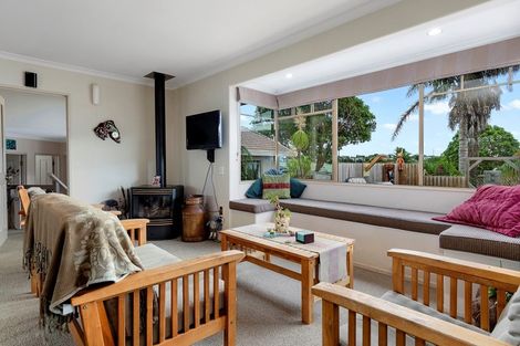 Photo of property in 14 Cloverlea Walk, Welcome Bay, Tauranga, 3112