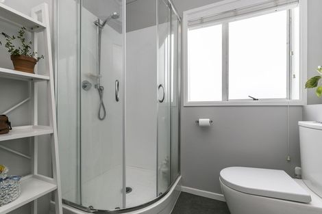 Photo of property in 280 The Esplanade, Island Bay, Wellington, 6023