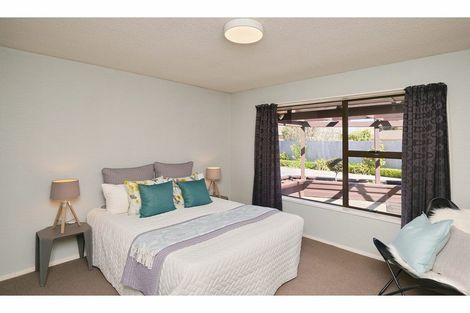 Photo of property in 12 Veitches Road, Casebrook, Christchurch, 8051