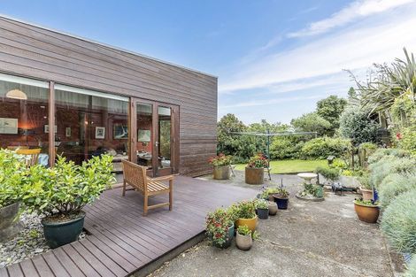 Photo of property in 37 Burgess Road, Johnsonville, Wellington, 6037