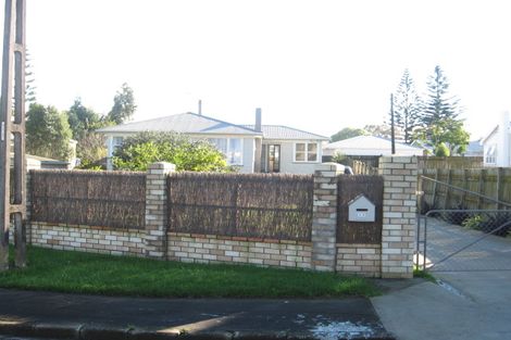 Photo of property in 22 Adams Road, Manurewa, Auckland, 2102