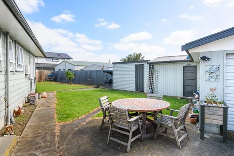 Photo of property in 6 Oban Place, Awapuni, Palmerston North, 4412