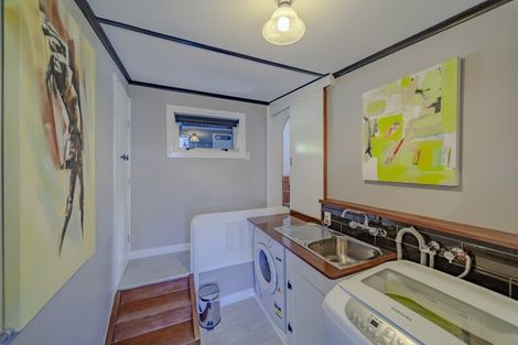 Photo of property in 24 Melville Street, Waipawa, 4210