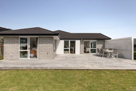 Photo of property in 6 Melonette Way, Ohauiti, Tauranga, 3112