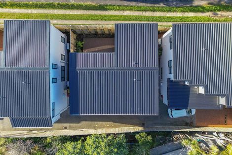 Photo of property in 57d Hogans Road, Glenfield, Auckland, 0629