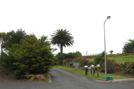 Photo of property in 17 Denehurst Drive, Waimauku, 0812