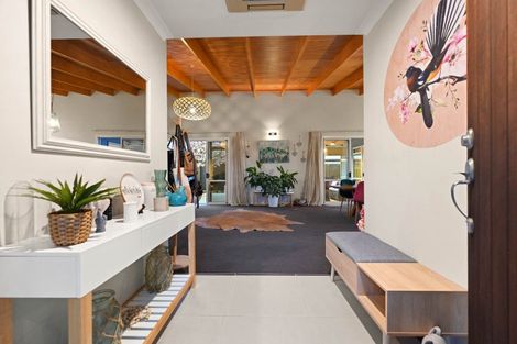 Photo of property in 21 Norfolk Drive, Cambridge, 3434