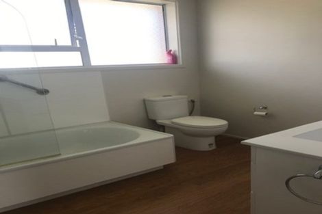 Photo of property in 5/54 Sale Street, Cockle Bay, Auckland, 2014