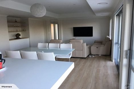 Photo of property in 10 Kayelene Place, Omokoroa, 3114